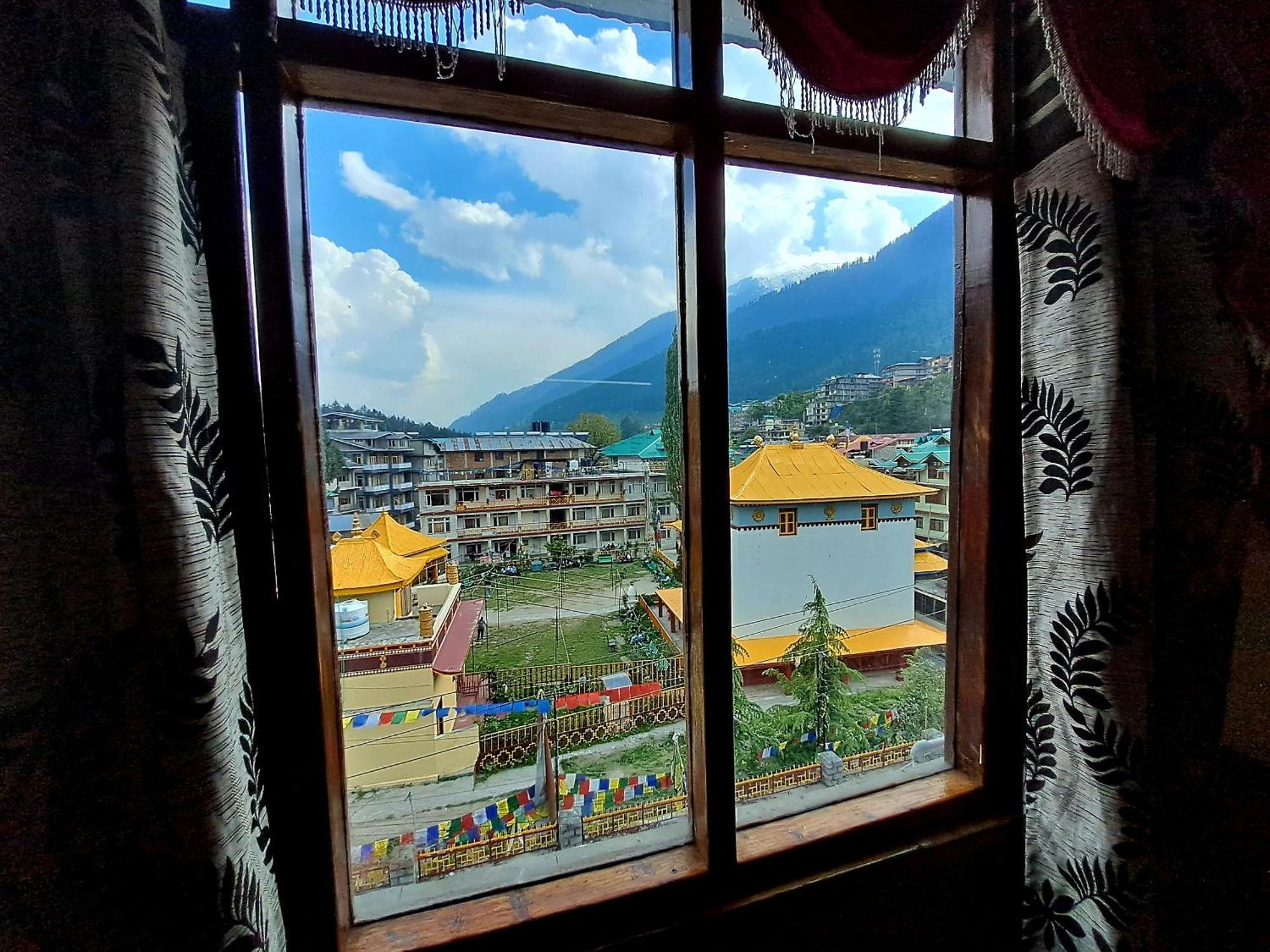 Hotel Snow Mountain Mall Road Manali  Ngoại thất bức ảnh